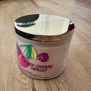 Bath & Body Works - Black Cherry Merlot Candle